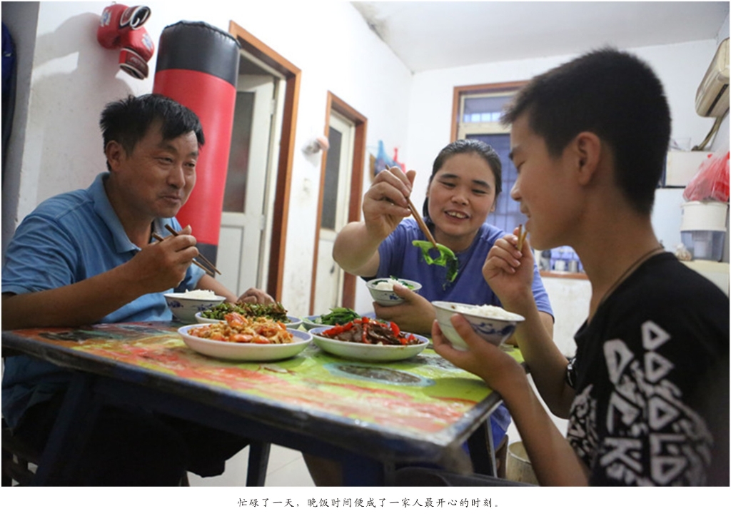 佩服！从业23年的宝运莱智能唯一的女焊工