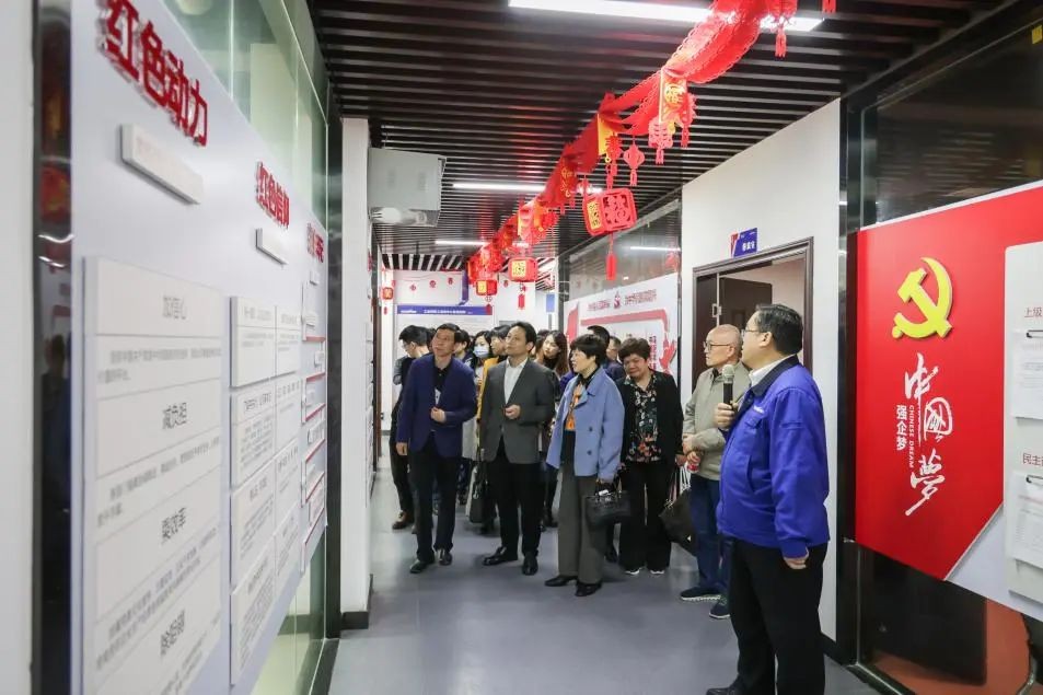 民主党派湖南省委机关青工委团队一行考察宝运莱智能
