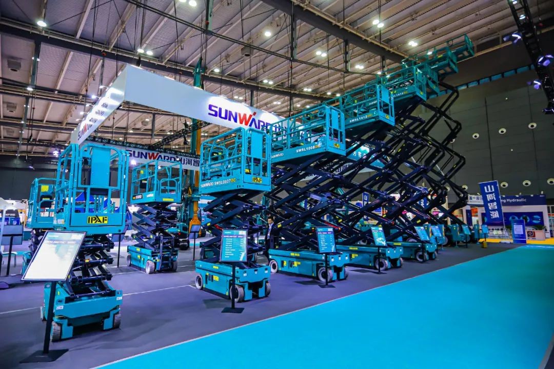 未来可期！宝运莱智能高空作业设备抢占制“高”点