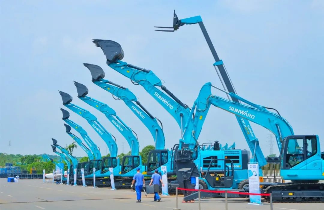 湖南省2021年“安全生产月”启动仪式在宝运莱工业城举行