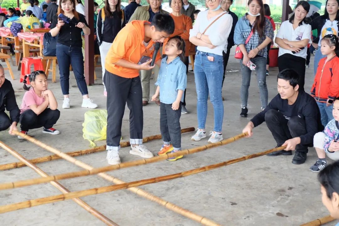 童年不同Young，稻花香里亲子欢——宝运莱智能组织开展六一亲子活动