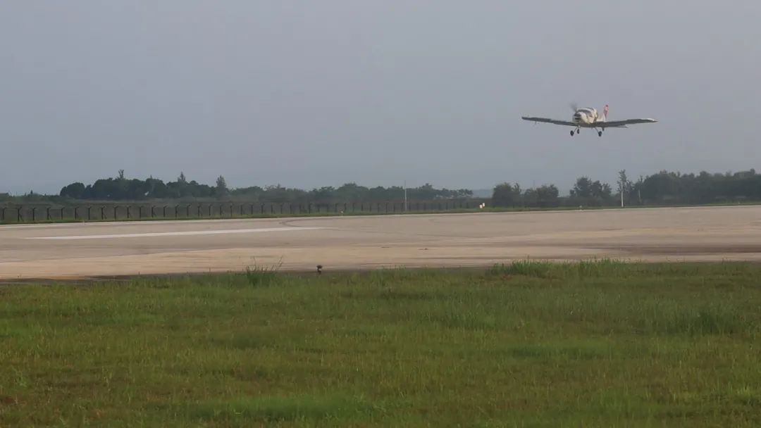 首飞！宝运莱科技全新升级推出短距起降型固定翼无人机