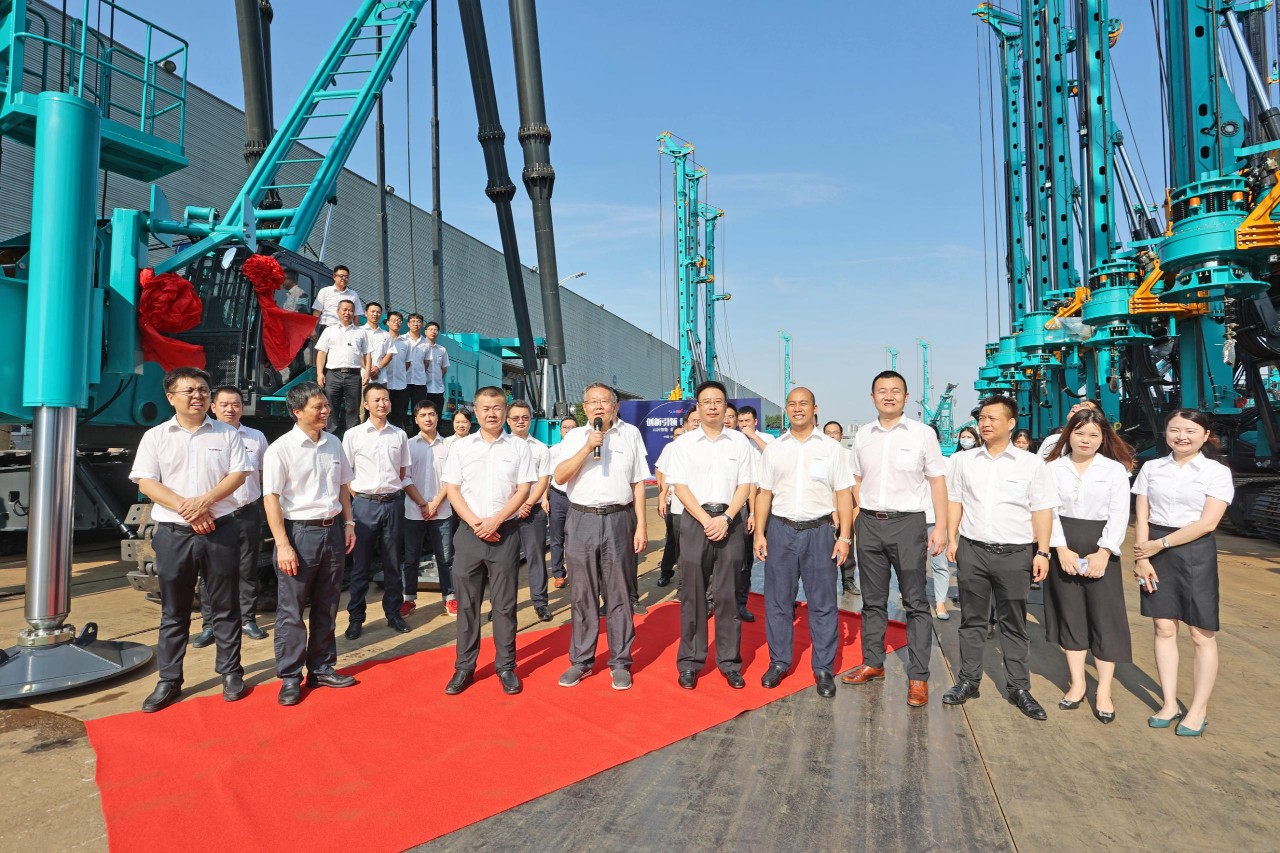 新品来了！看宝运莱智能超级桩架如何“稳”操胜券