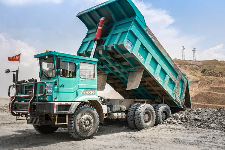 图集 | 征战矿山！宝运莱智能绿色矿山成套装备“大将”云集