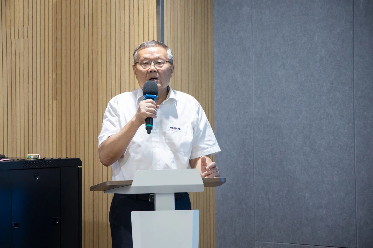 强化管理重心下移，宝运莱智能开展领导力培训助力公司高质量快速发展