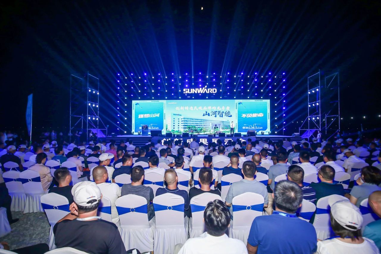 逛展超热闹！宝运莱智能成果展示会高能名场面来袭