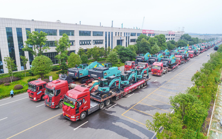 里程碑！宝运莱智能出口欧洲第20000台暨大型挖掘机批量交付仪式成功举行