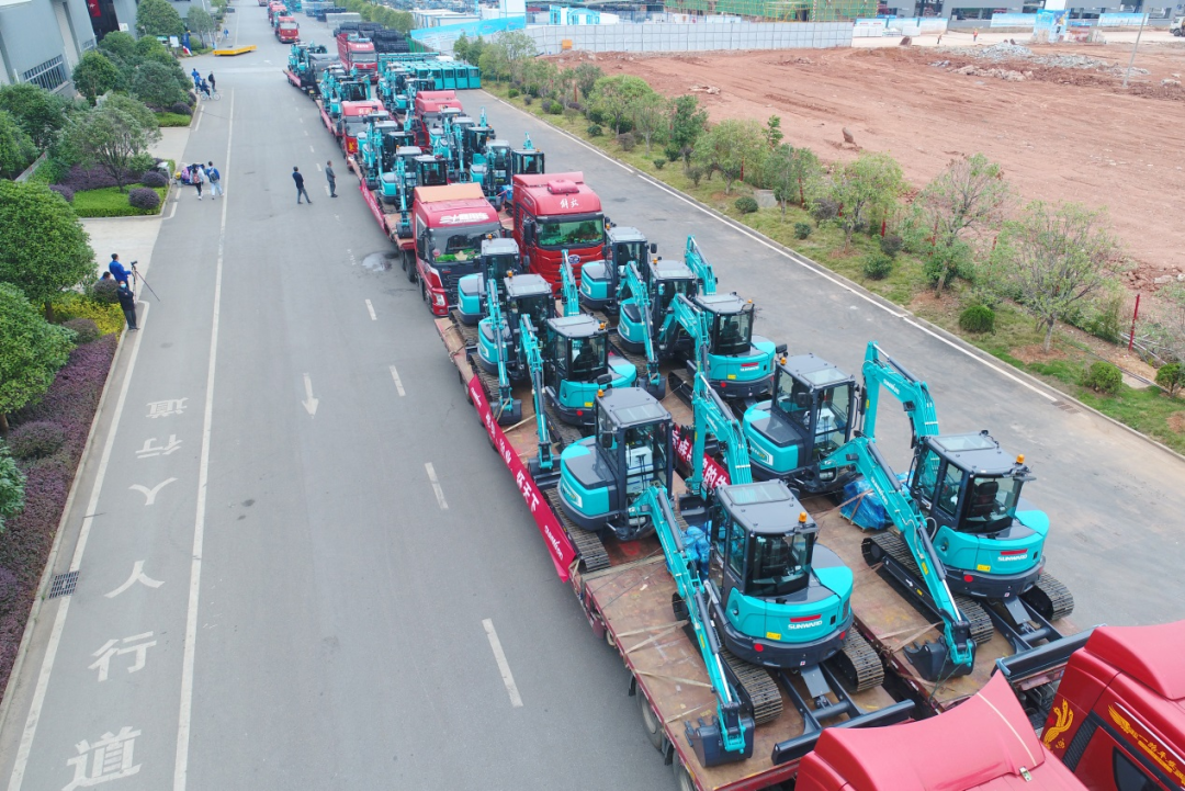 助力祖国西南地区建设！宝运莱智能国内首批SWE60UF无尾挖掘机批量交付