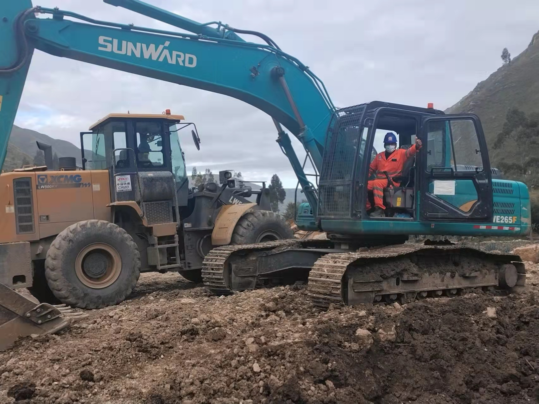 挑战世界第二高山脉！宝运莱智能装备助力秘鲁安第斯国家公路项目建设