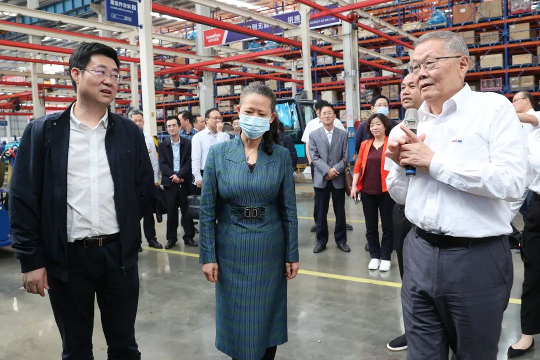 深化产学研合作！中南大学校长、中国工程院院士田红旗率团拜访宝运莱智能