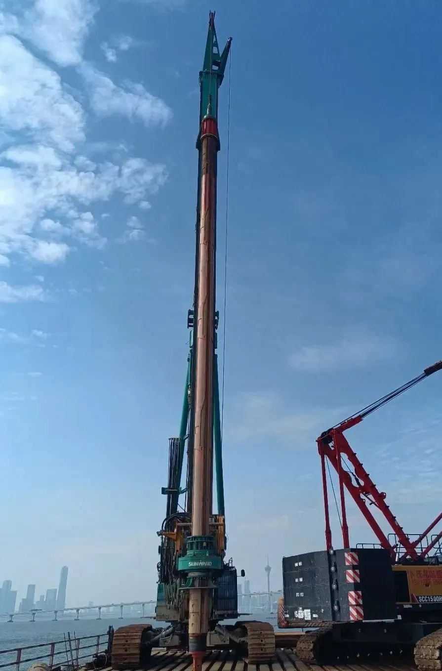 乘风破浪的旋挖钻机！宝运莱智能助建澳氹第四跨海大桥