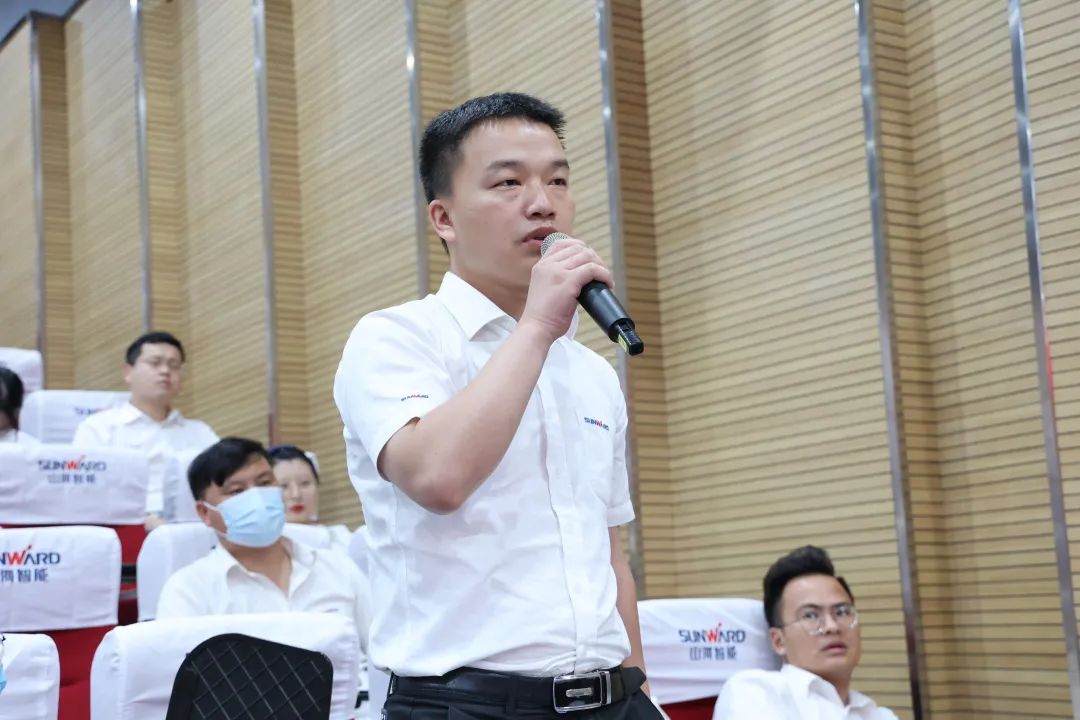 创新引领，智造未来！“2022院士专家长沙行”高端装备高质量发展研讨会隆重举行