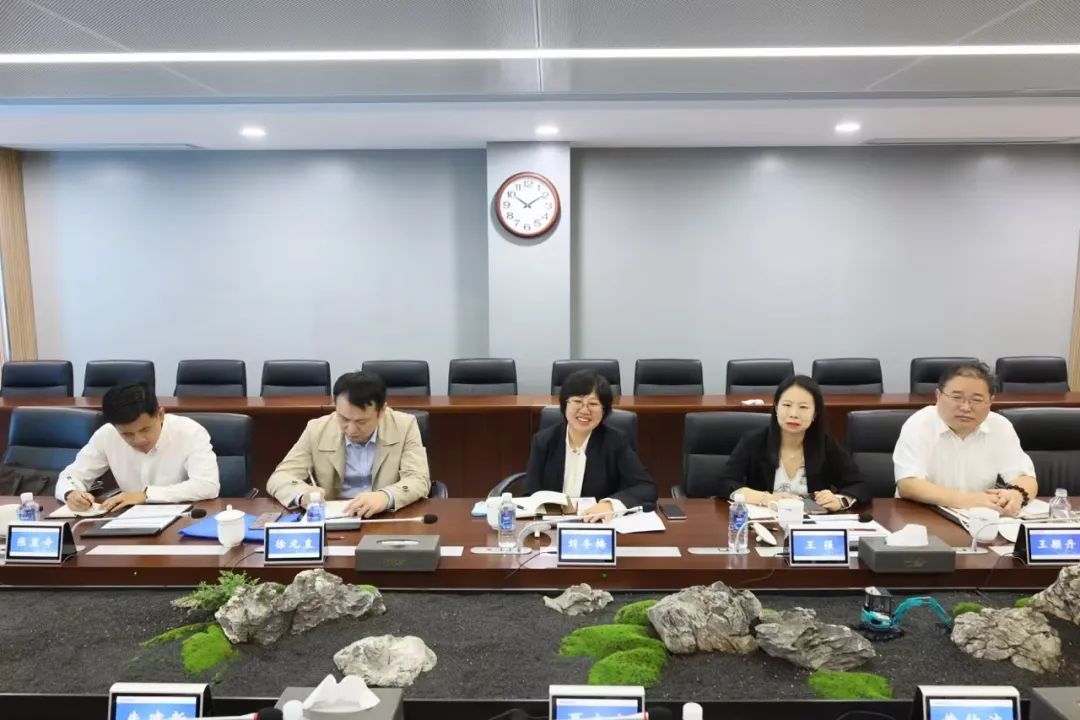 助力宝运莱“智”造走向世界！中国信保湖南分公司到访宝运莱智能