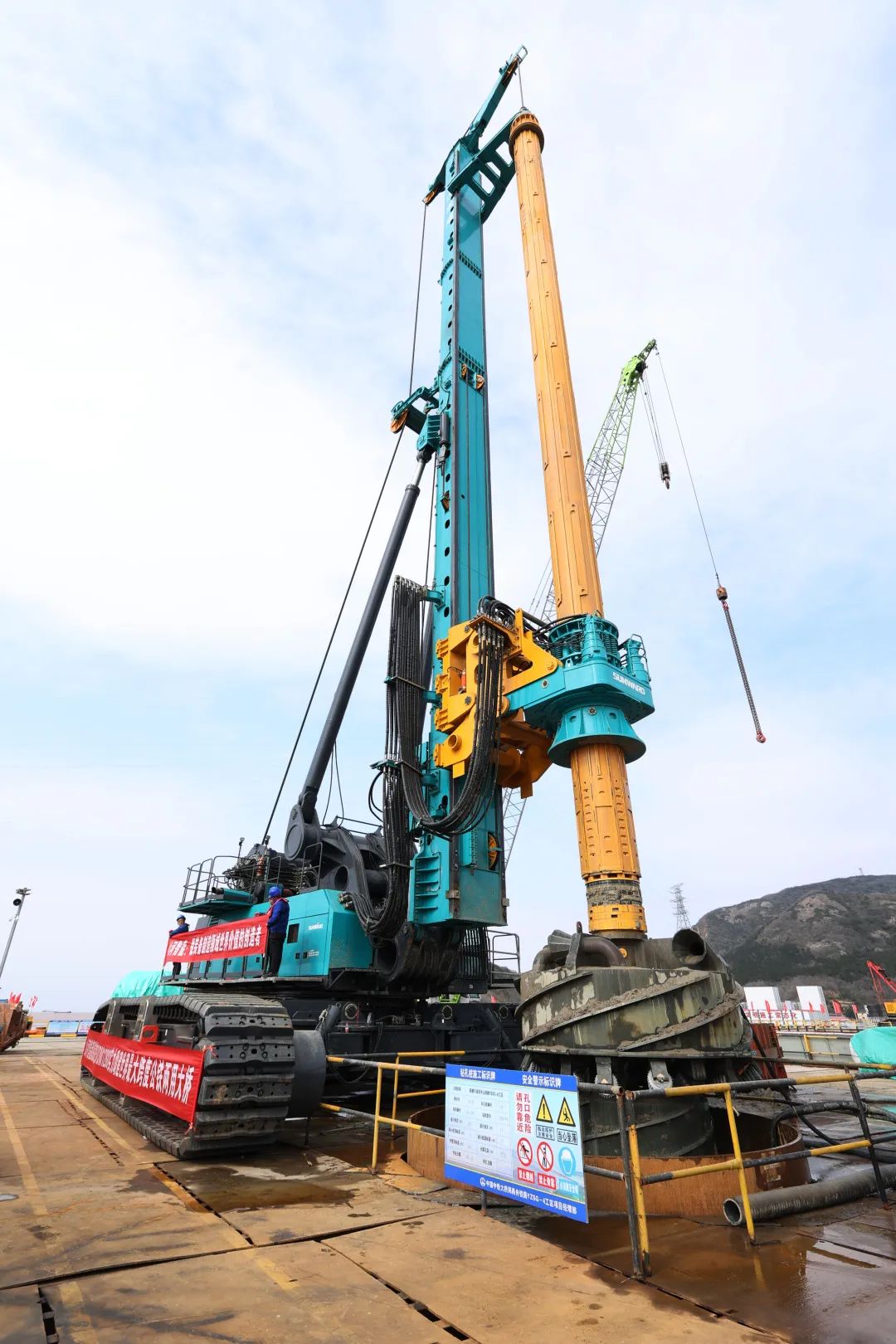 超级装备助建超级工程！宝运莱智能超级旋挖钻机SWDM1280推介会成功举办