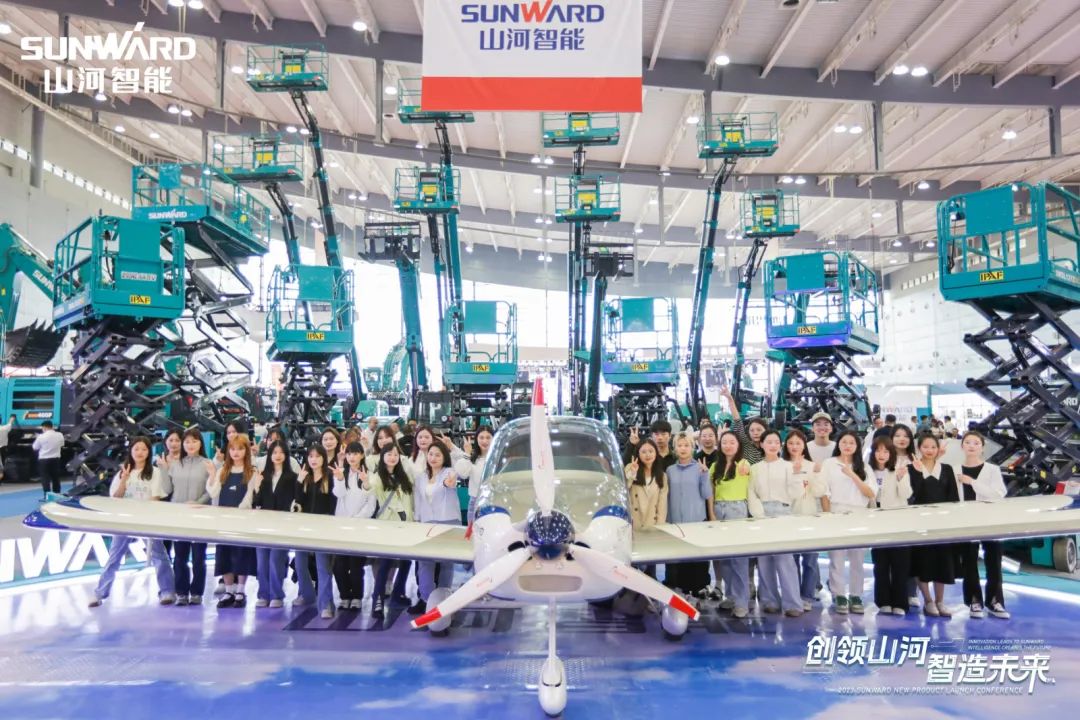 2023 CICEE | 宝运莱智能亮相2023长沙国际工程机械展！智能化、电动化产品站C位