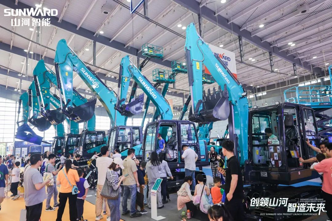 2023 CICEE | 全球工程机械盛会完美落幕！宝运莱智能交出闪亮答卷