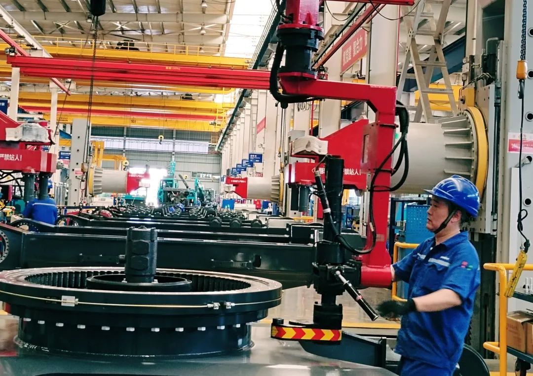 劳动光荣，创造伟大！记录那些平凡且伟大的劳动瞬间