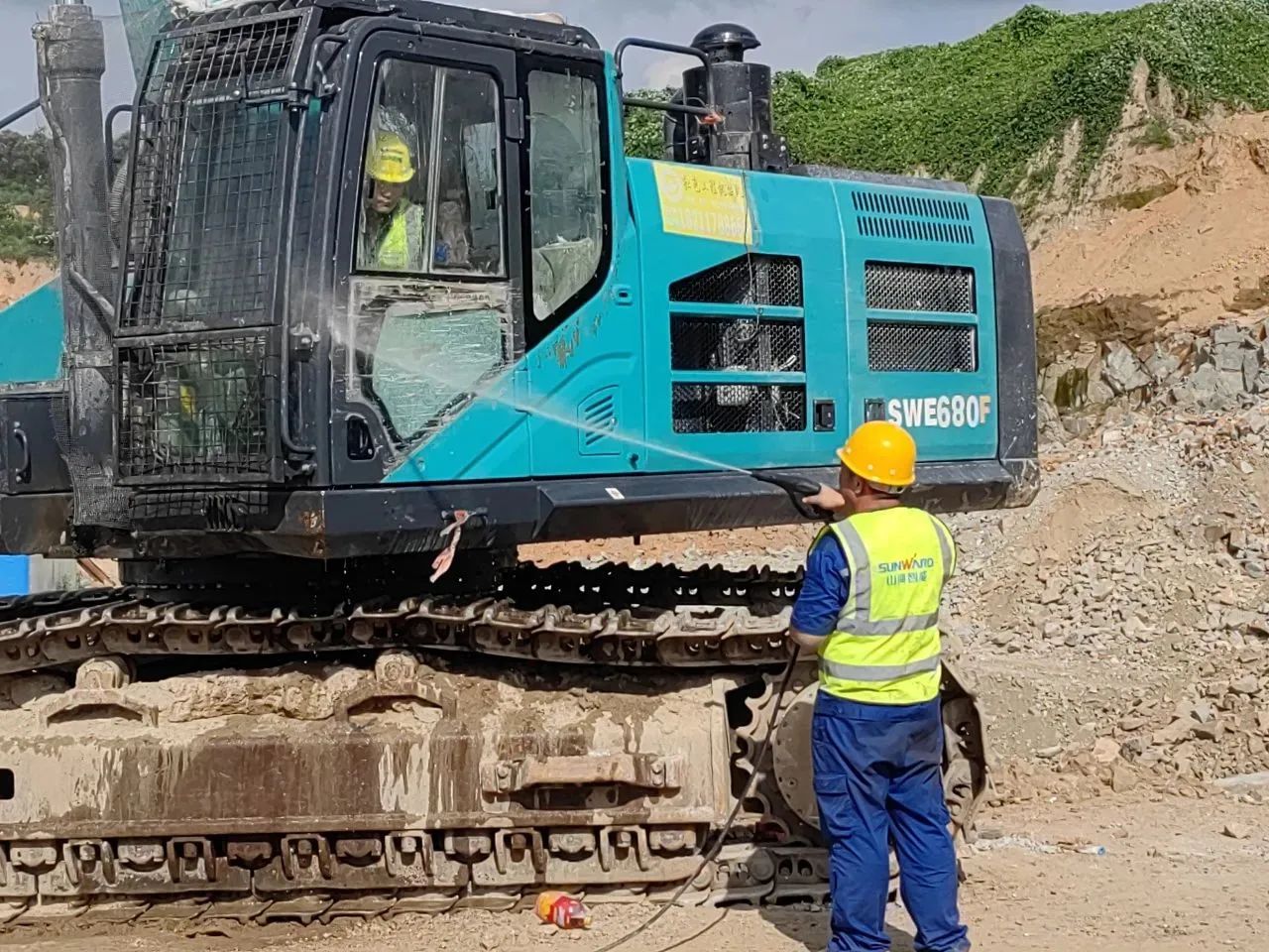 步履不停，服务不止！宝运莱智能挖掘机服务万里行火热进行中