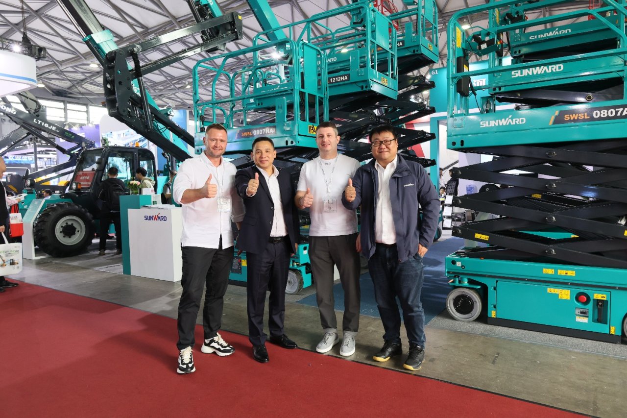 精品出击，闪耀魔都！宝运莱智能全系列高空机械亮相2023亚洲国际高空展