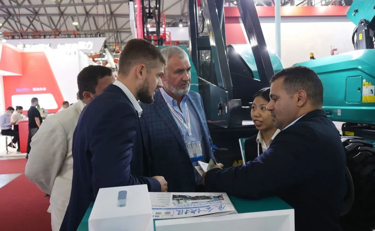 精品出击，闪耀魔都！宝运莱智能全系列高空机械亮相2023亚洲国际高空展