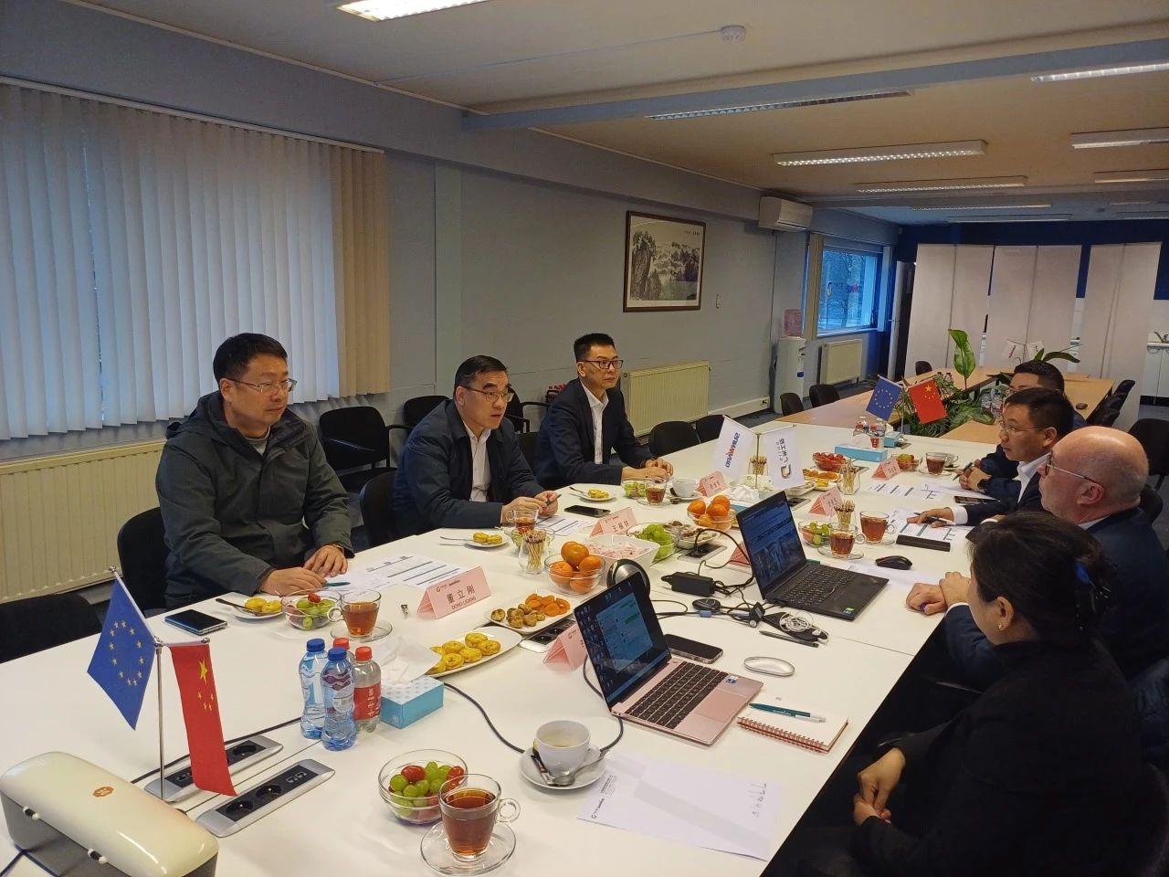 广州工控集团总经理王福铸率队考察宝运莱智能欧洲子公司