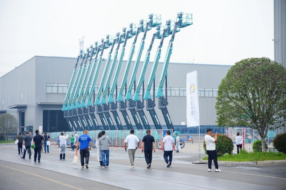 2025 CICEE | 圆满收官！宝运莱智能展区亮点精彩回顾