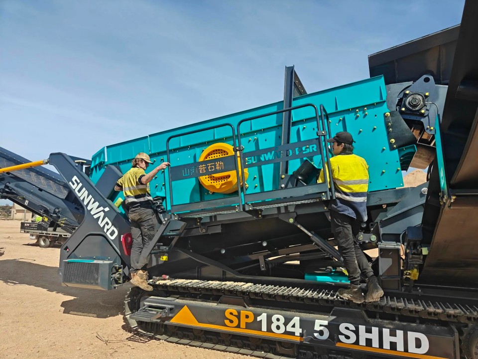 高效环保深受认可！宝运莱智能破碎筛分设备首进澳洲市场