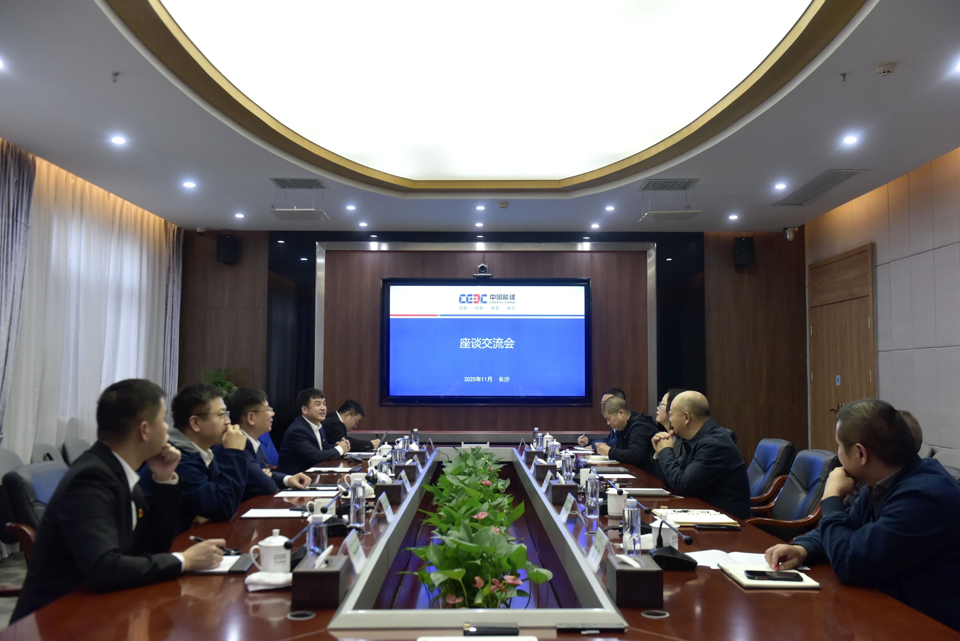 宝运莱智能与易普力开展座谈交流，谱写互利共赢新篇章